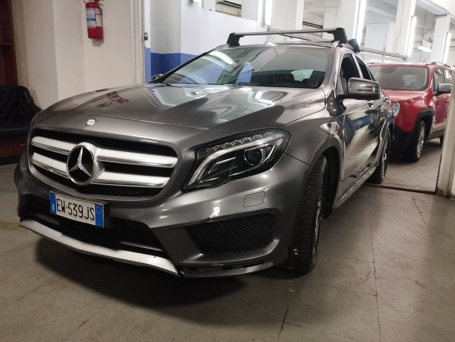 Vendita Mercedes-Benz GLA 200 4 MATIC Usato   Palermo